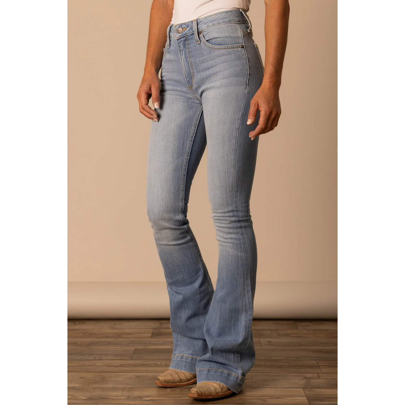 Jennifer Light Wash Jean