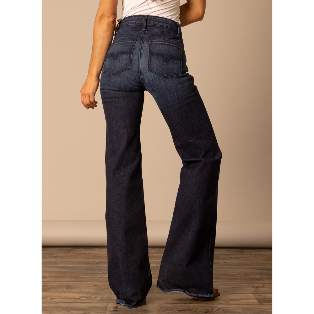 Women's Jeans | Shop Dixie's