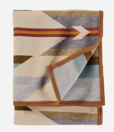 Wyeth Trail Blanket: Queen